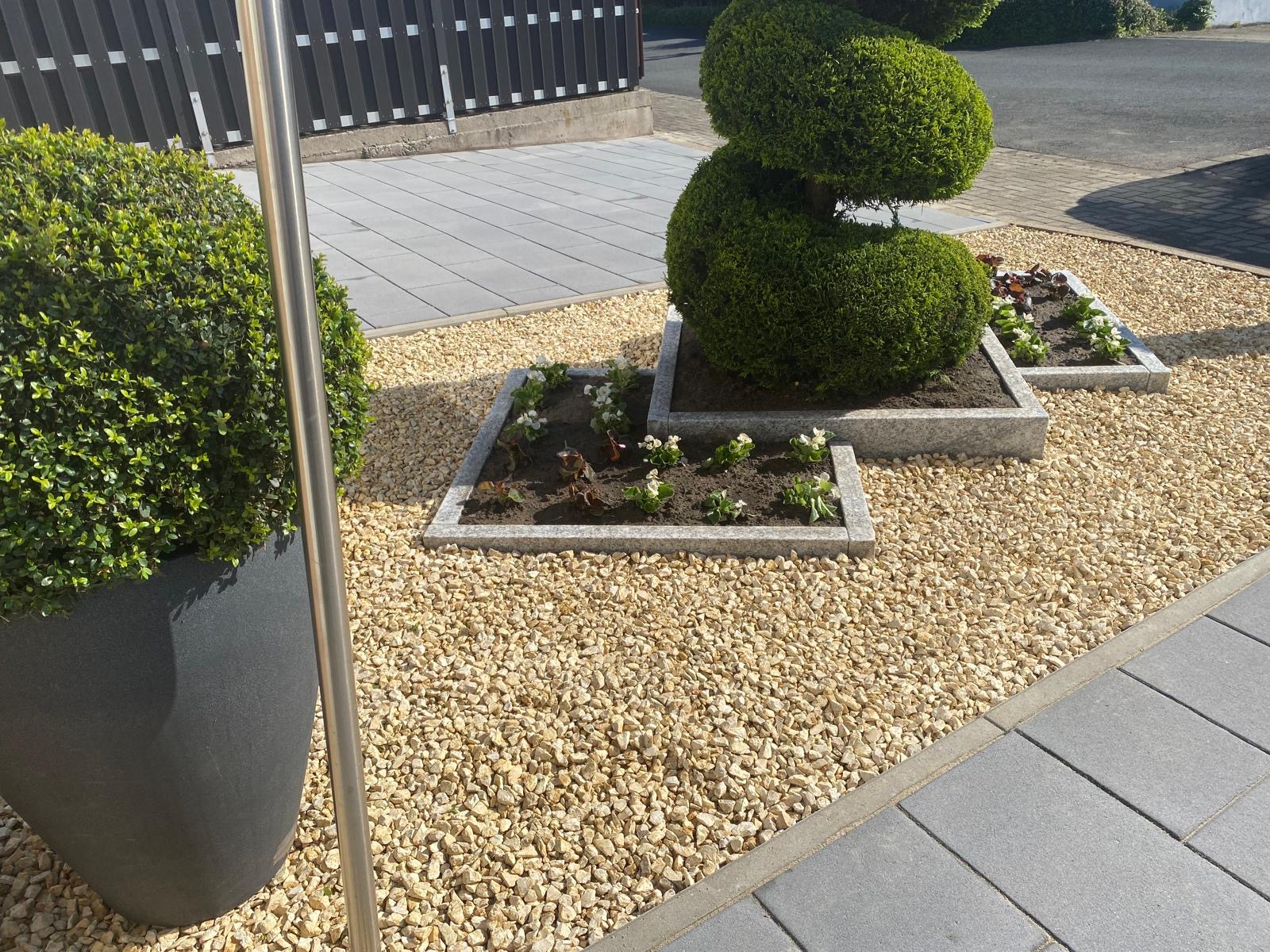 Gartenpflege
